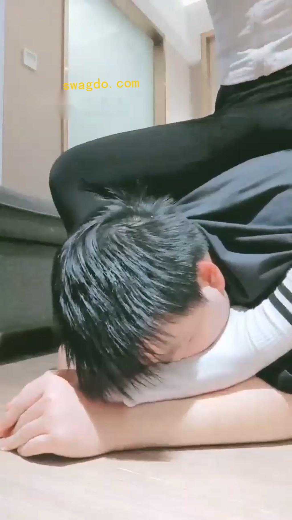 【妮蔻】除臭踢裆【57分钟】