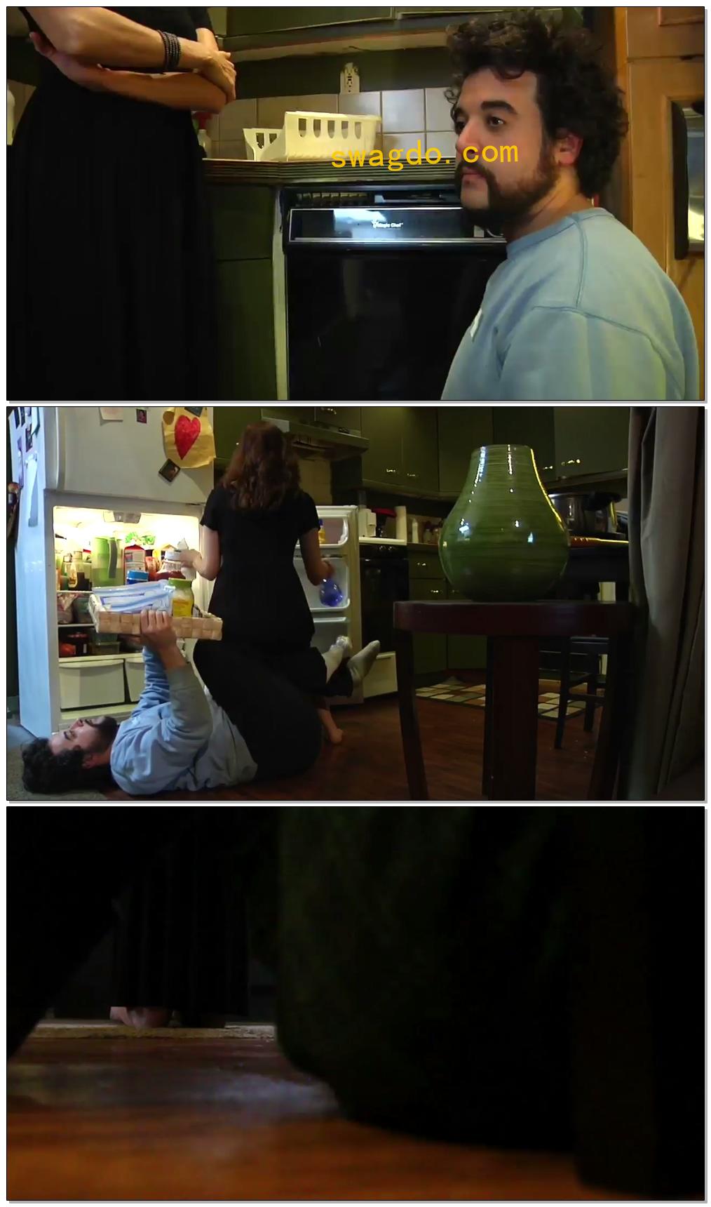 【外国女主】M男跟女王们的生活化调教3家奴【18分钟】