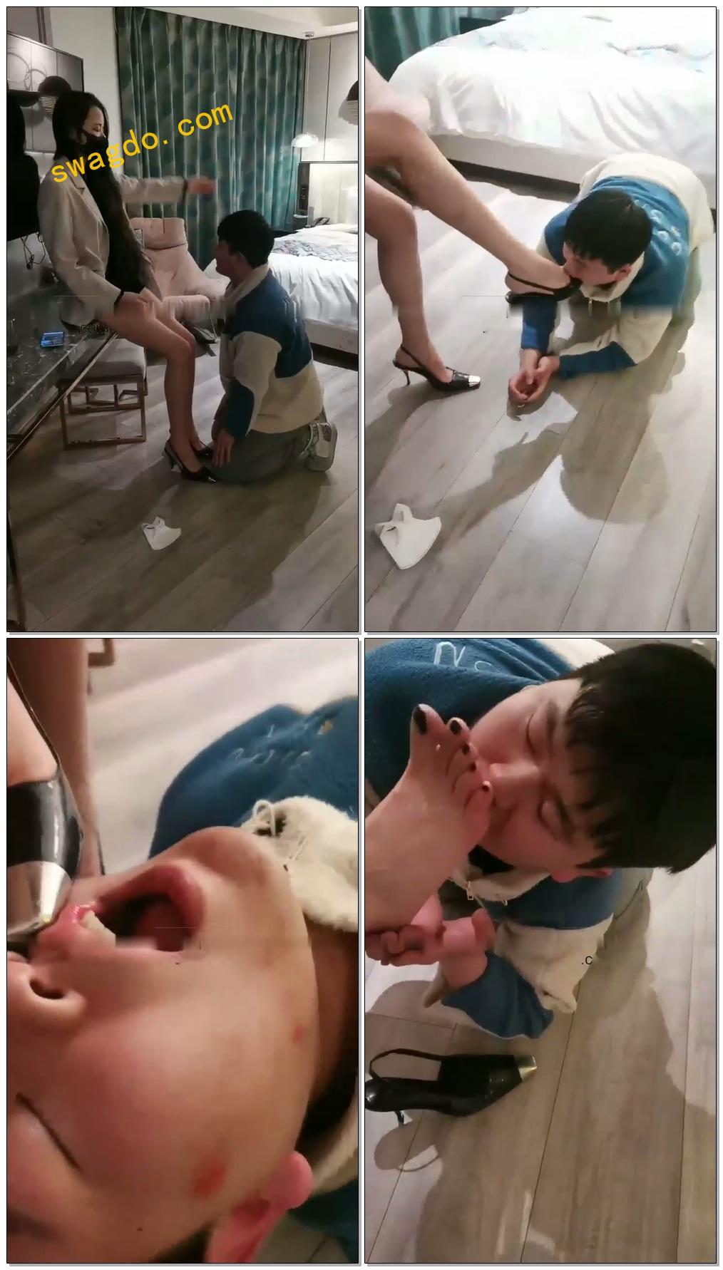 【皮皮】脚深喉加耳光的调教【45分钟】