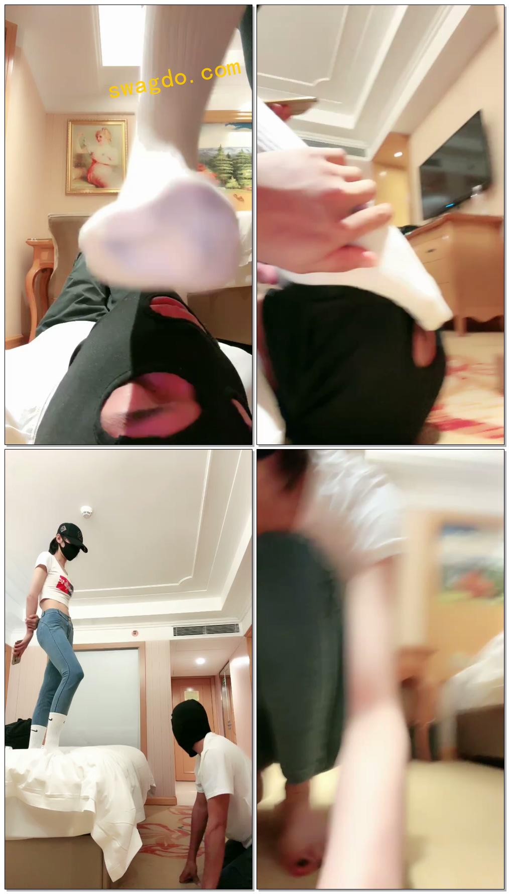 【美娜格格s】墙破闻袜窒息专场【30分钟】