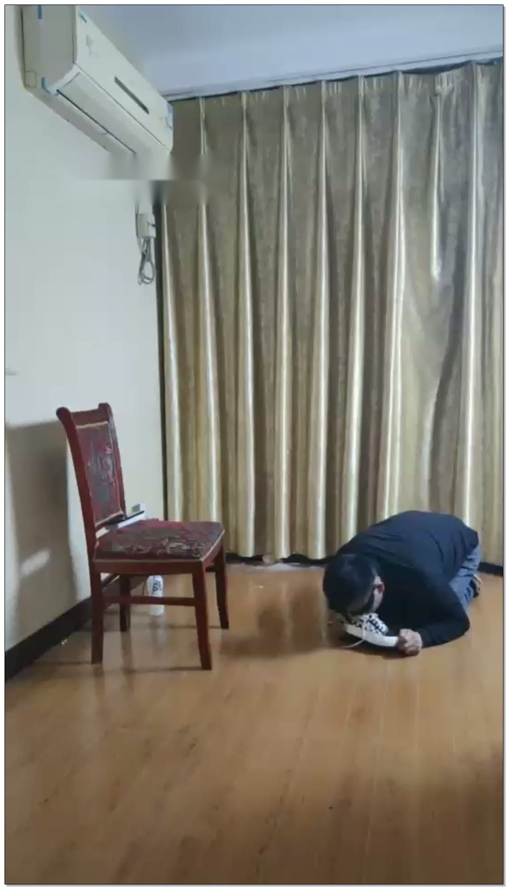 【最抗揍的是我吗】舔脚【25分钟】