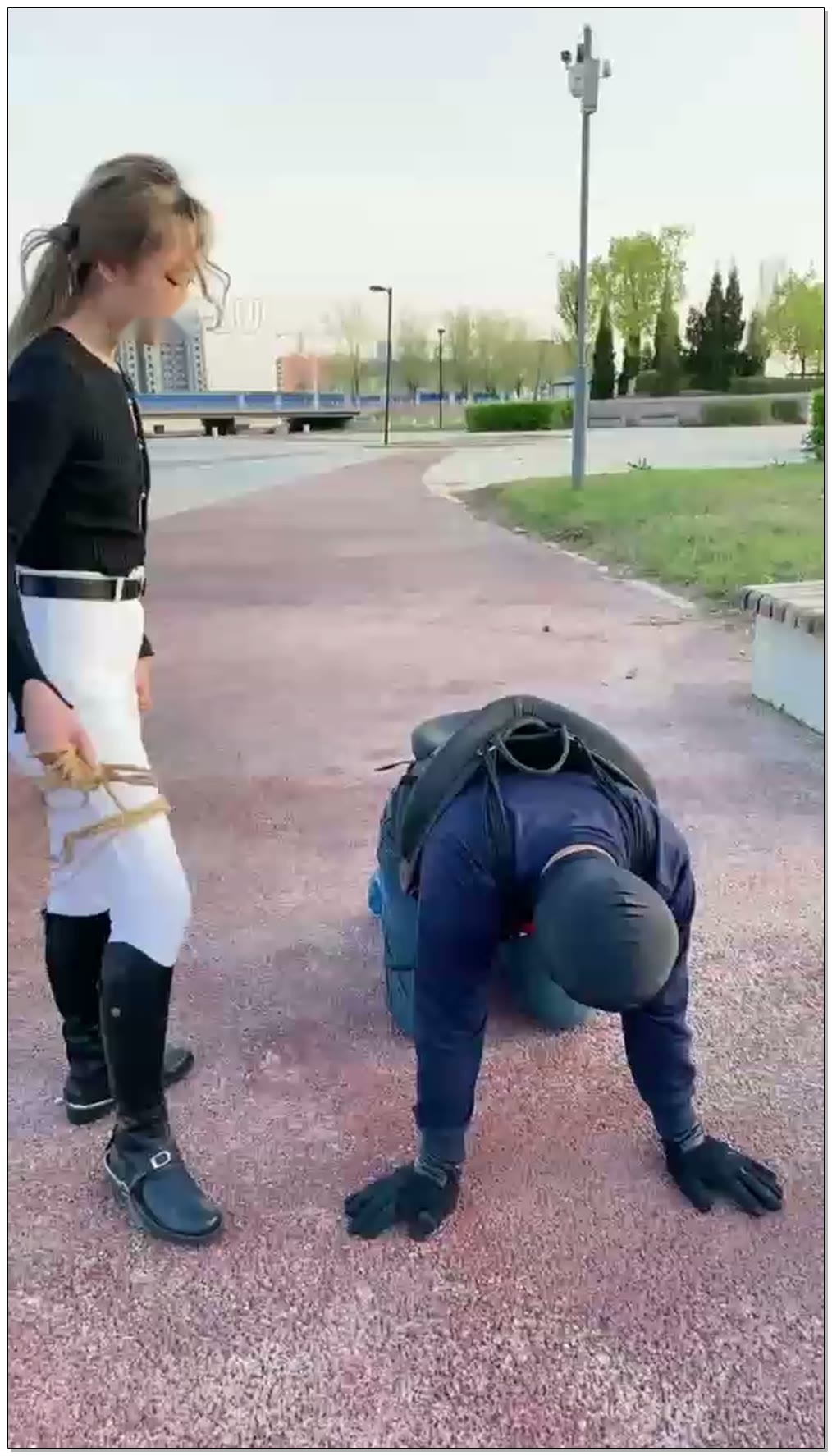 【二宝ss】路遇三个美女素人劝说半天未预知【65分钟】