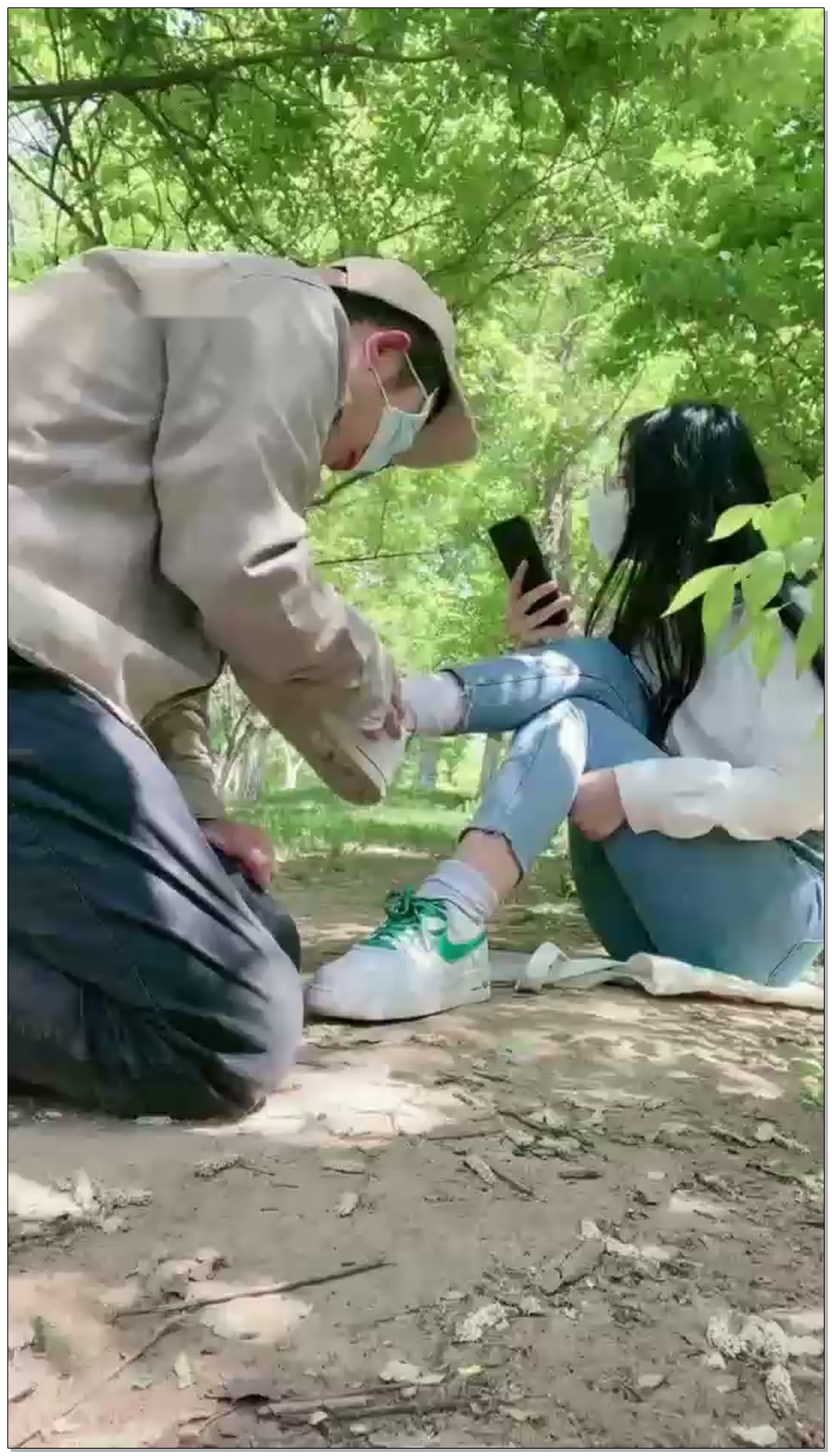 【罗宾s】调教户外踢个狗【66分钟】