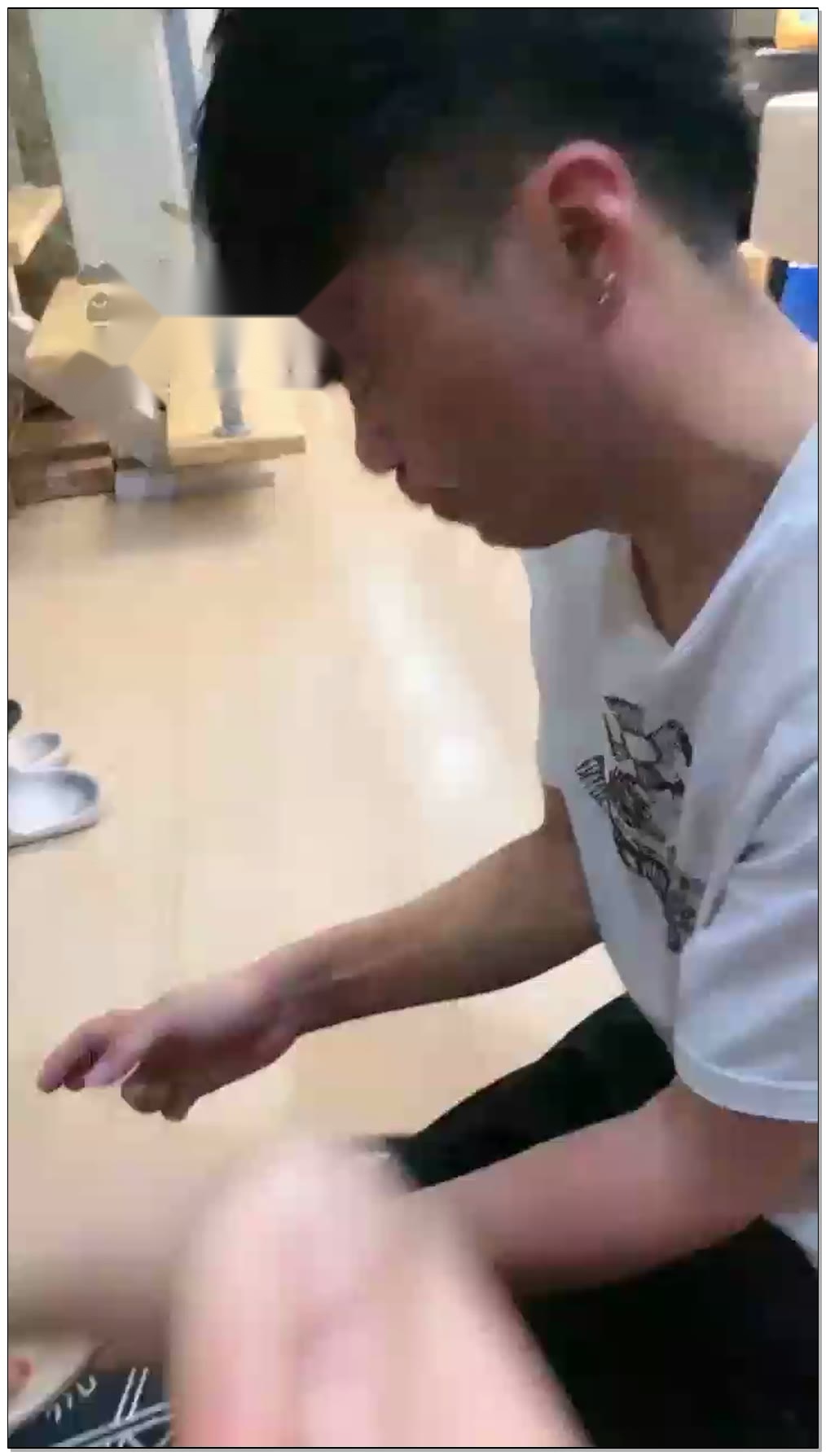 【红杉s】耳光三百下,深喉到嘴出血!【30分钟】