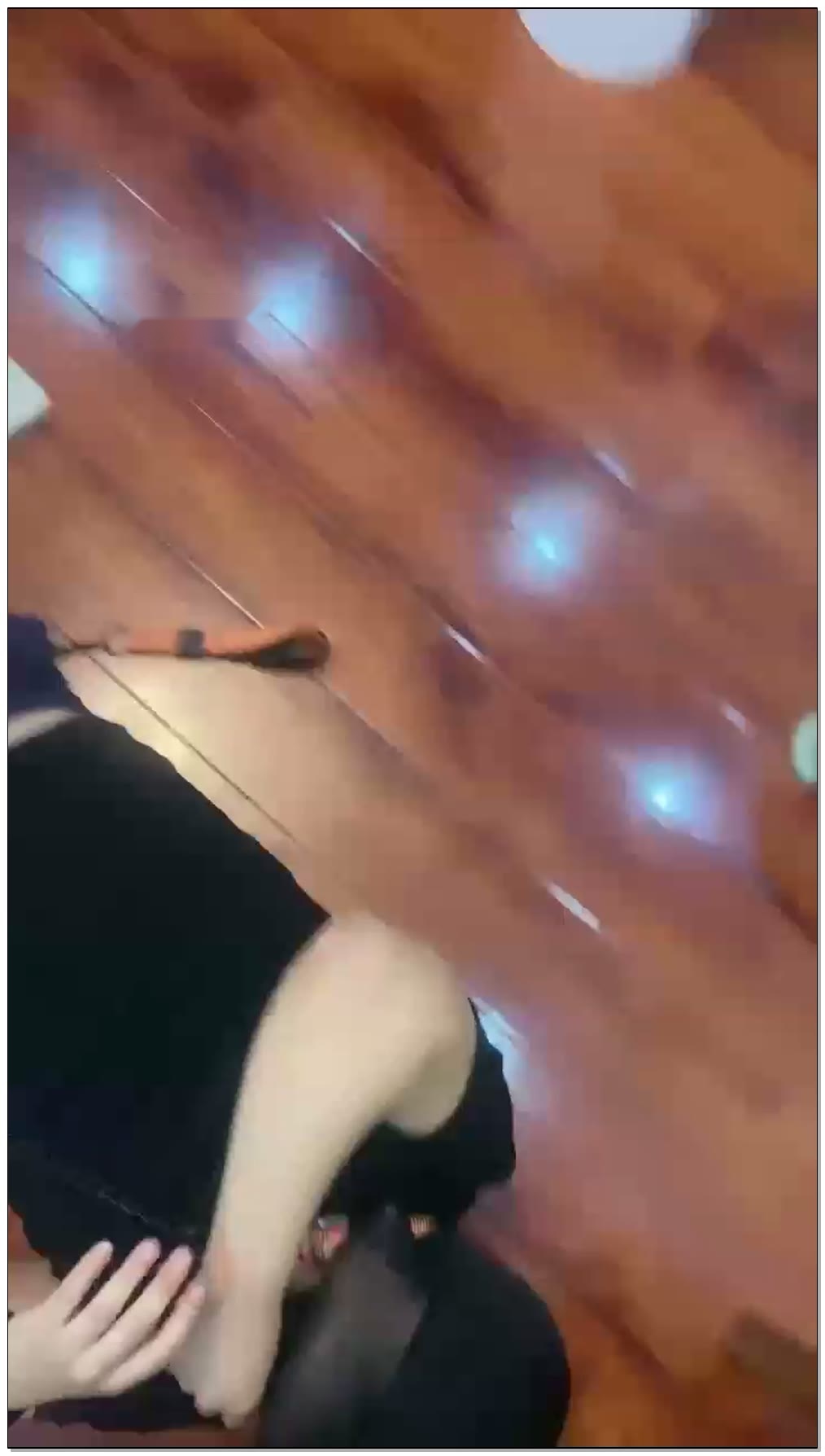 【一纸S】警告跑骚的下场鞭打脚耳光【38分钟】