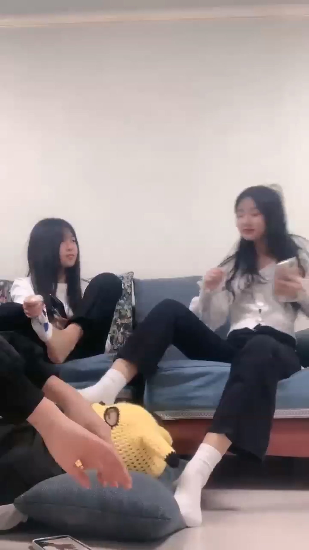 【与精神小妹的那些事】口水加舔裸足【35分钟】