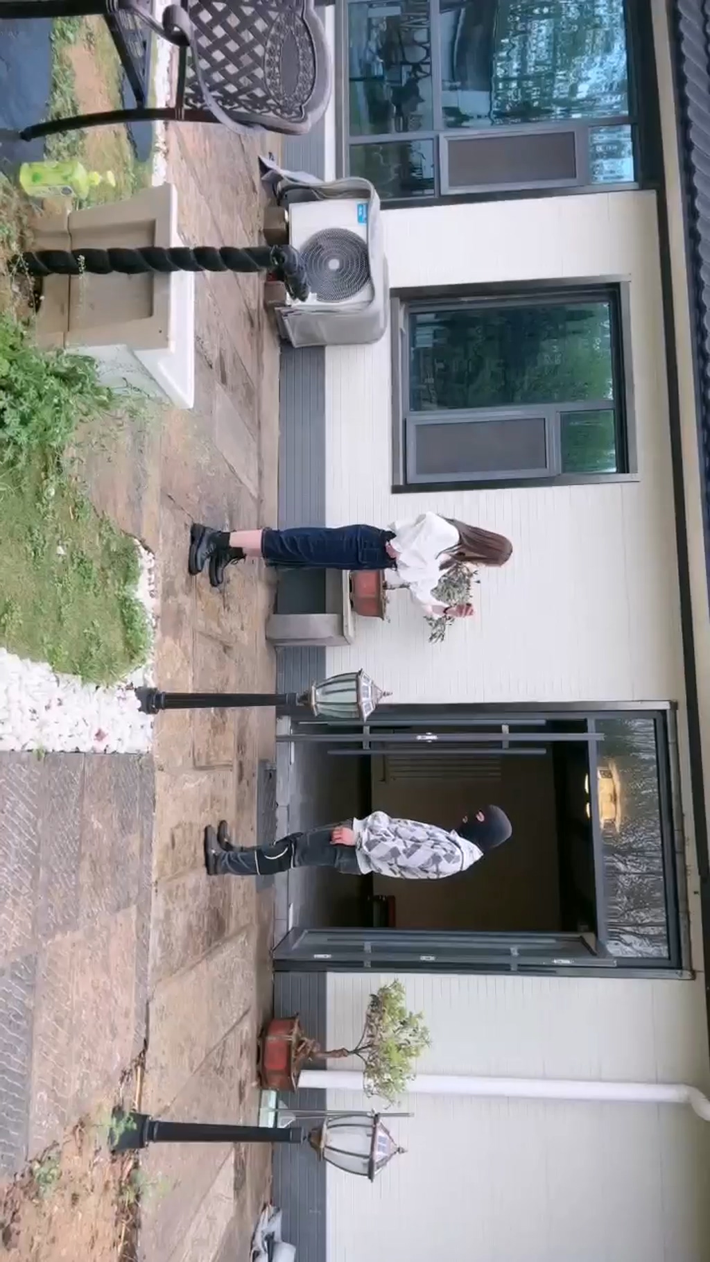 【宸宸】户外皮靴踢踹【31分钟】