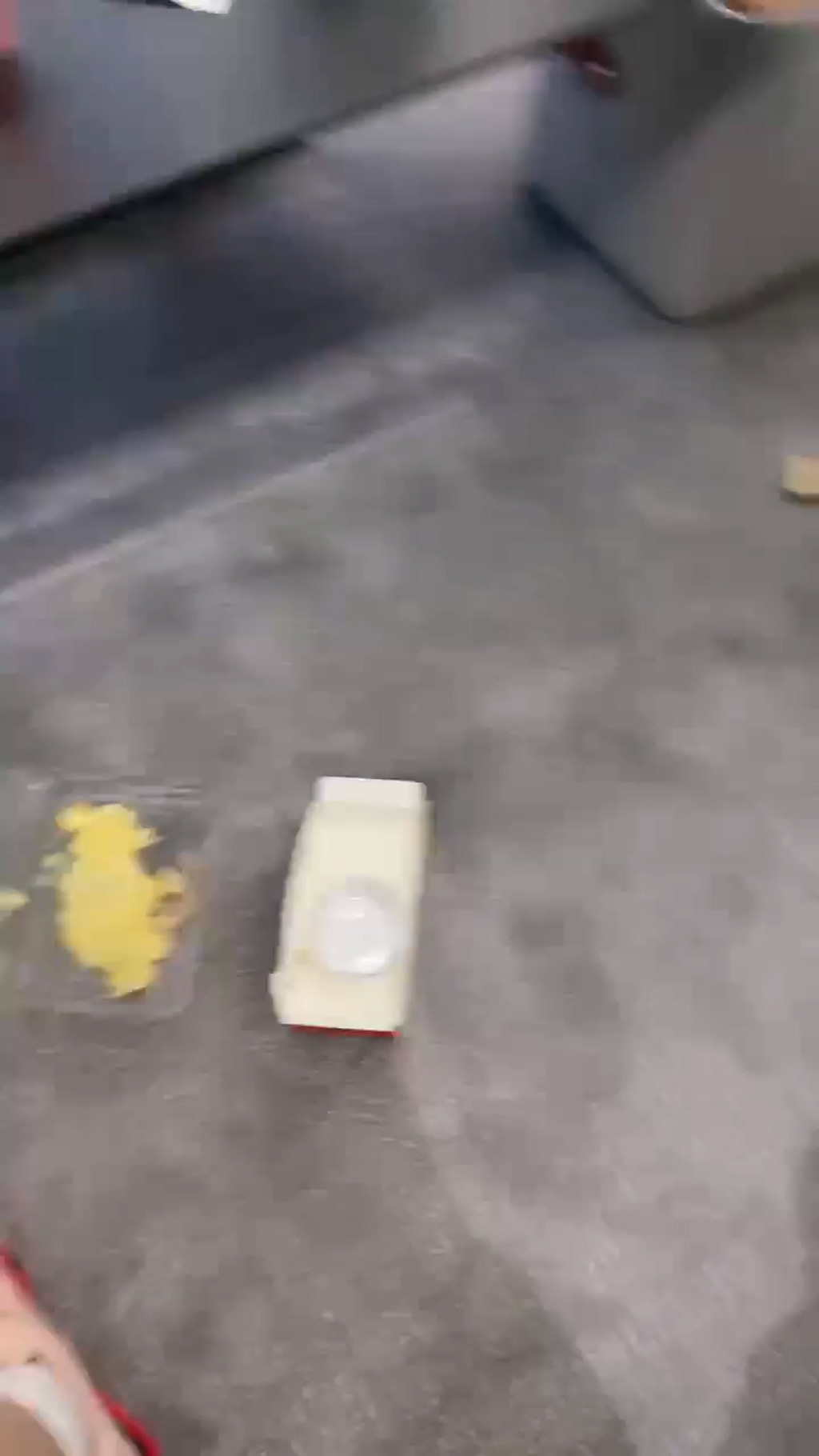 【茶茶】我和闺蜜玩一个四眼脚奴【62分钟】